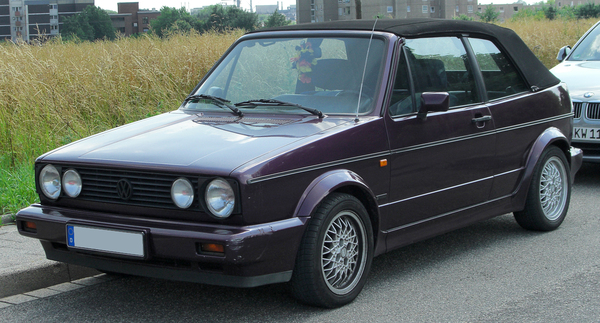 Volkswagen Golf Cabriolet 105 CH S&EACUTE;RIE SP&EACUTE;CIAL CUP Essence