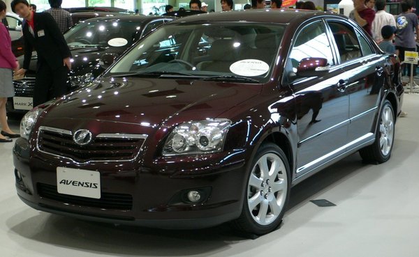 Toyota Avensis 124 D-4D SKYVIEW LIMITED EDITION 5 PORTES Diesel