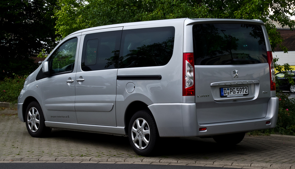 Peugeot Expert Tepee 2.0 HDI 125CH FAP ALLURE COURT 8PL Diesel