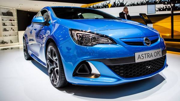 Opel Astra GTC 165 CH SPORT PACK A Diesel