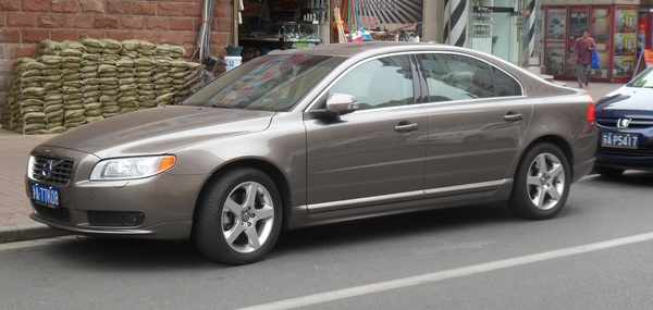Volvo S80 S80 D4 181 CH STOP&START SUMMUM Diesel