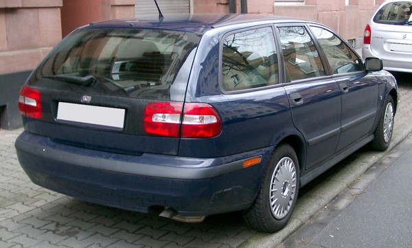 Volvo V40 150 CH SUMMUM GEARTRONIC A Diesel