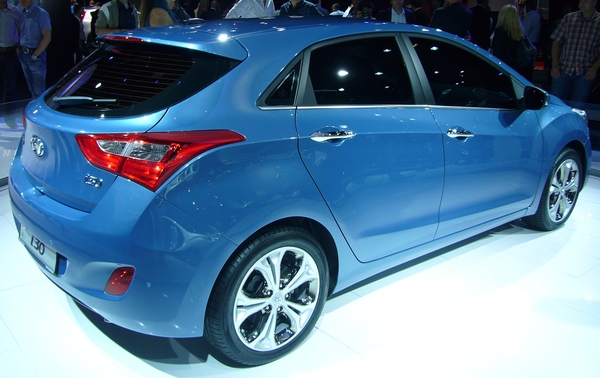 Hyundai i30 100 CH PACK EVIDENCE Essence