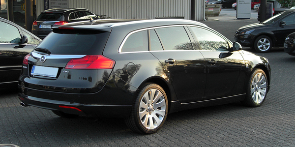 Opel Insignia Sports Tourer 140 CH COSMO Diesel