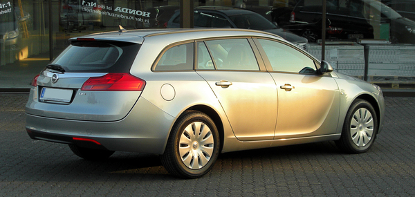 Opel Insignia Sports Tourer 140 CH COSMO PACK Diesel