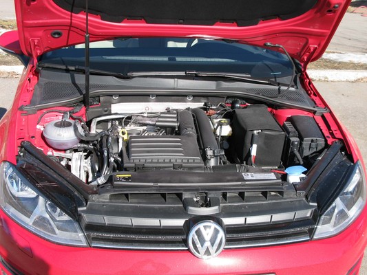 Volkswagen Golf 7 1.6 TDI DPF BMT 105 CONFORTLINE Diesel
