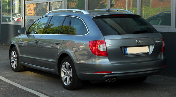 Skoda Superb Combi 170 CH OFFROAD DSG Diesel