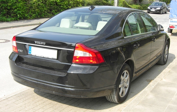 Volvo S80 S80 T4 180 CH SUMMUM POWERSHIFT A Essence